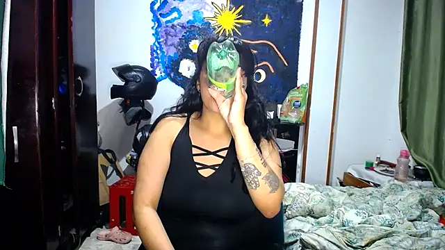 Snapshot of AmaraRoberts420 chatting on May 24, 2026, 6:51 am AmaraRoberts420 online show from May 24, 2026, 6:51 am