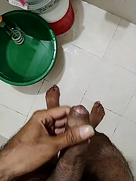 Instant chargerxh online show from January 7, 2026, 9:45 am