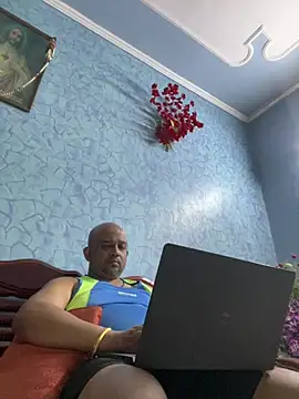 Dick 6inches online show from February 22, 2026, 1:53 pm