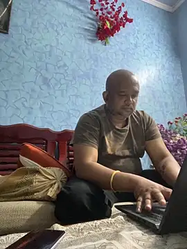 Dick 6inches online show from March 15, 2026, 4:35 pm