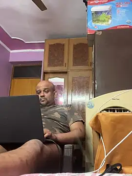 Snapshot of Dick_6inches chatting on May 24, 2026, 3:17 pm Dick 6inches online show from May 24, 2026, 3:17 pm