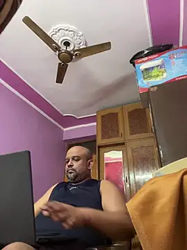 Snapshot of Dick_6inches chatting on June 10, 2026, 8:13 am Dick 6inches online show from June 10, 2026, 8:13 am