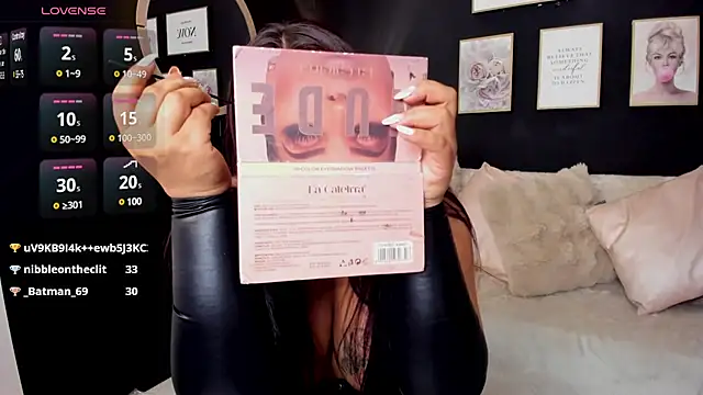 silvia lane online show from March 14, 2025, 12:07 pm