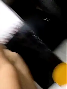 silvia lane online show from September 30, 2025, 9:42 pm