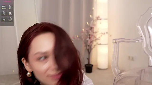 Snapshot of VivianLy_ chatting on March 22, 2025, 11:53 am VivianLy online show from March 22, 2025, 11:53 am