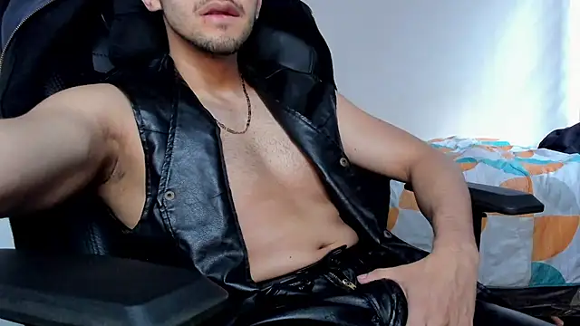 Tommy Bred online show from July 10, 2026, 7:38 pm