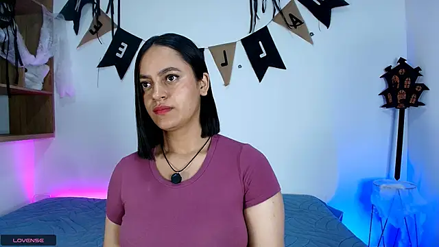 Snapshot of VICTORIABLACK_@xh chatting on October 12, 2025, 11:09 am VICTORIABLACK xh online show from October 12, 2025, 11:09 am