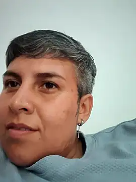 Snapshot of Yessi_rousse chatting on February 24, 2026, 7:12 pm Yessi rousse online show from February 24, 2026, 7:12 pm