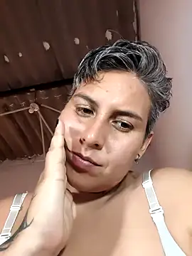 Snapshot of Yessi_rousse chatting on March 13, 2026, 7:09 pm Yessi rousse online show from March 13, 2026, 7:09 pm