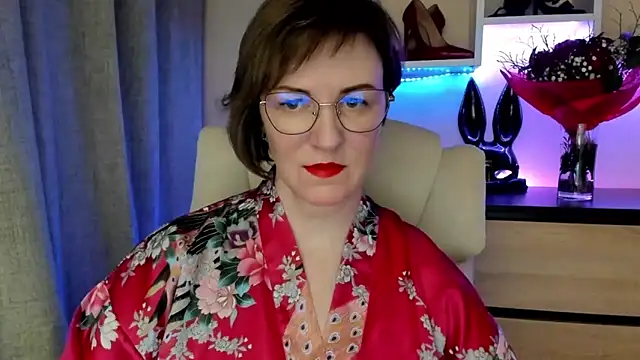 feliziaDesire online show from February 15, 2026, 1:41 pm