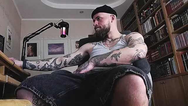 Snapshot of FindomJason chatting on May 20, 2026, 10:21 am FindomJason online show from May 20, 2026, 10:21 am