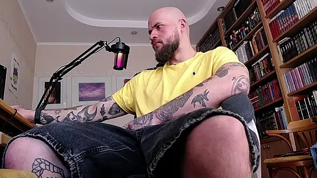 Snapshot of FindomJason chatting on May 23, 2026, 7:02 am FindomJason online show from May 23, 2026, 7:02 am