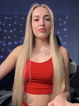 Snapshot of minalawarden chatting on March 20, 2025, 10:21 am minalawarden online show from March 20, 2025, 10:21 am