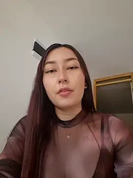 Snapshot of ariel35 chatting on May 17, 2026, 6:48 pm ariel35 online show from May 17, 2026, 6:48 pm