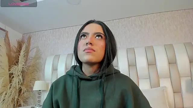 Rebeca jones online show from February 21, 2026, 12:17 pm