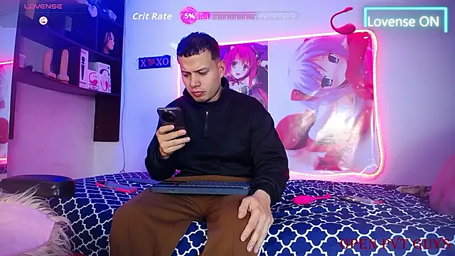 Snapshot of AntonellaAndMao chatting on March 17, 2026, 3:33 am AntonellaAndMao online show from March 17, 2026, 3:33 am