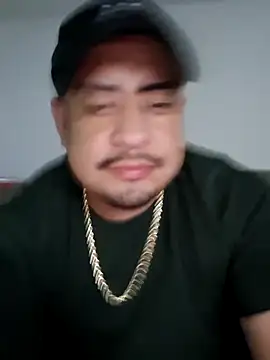 Snapshot of hungpenis210 chatting on September 11, 2025, 5:18 am hungpenis210 online show from September 11, 2025, 5:18 am