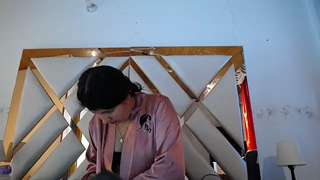 nathaly low1 online show from February 26, 2026, 1:10 pm