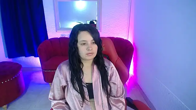 Snapshot of nathaly_low1 chatting on June 9, 2026, 12:06 pm nathaly low1 online show from June 9, 2026, 12:06 pm