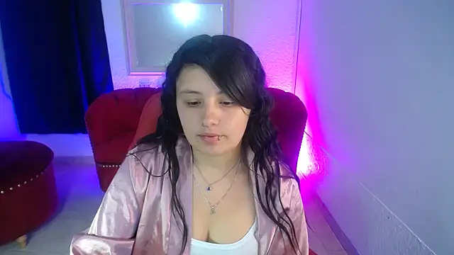 Snapshot of nathaly_low1 chatting on July 23, 2026, 12:25 pm nathaly low1 online show from July 23, 2026, 12:25 pm