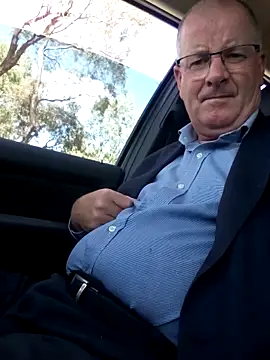 stiffandlubedxh online show from February 11, 2025, 1:52 am