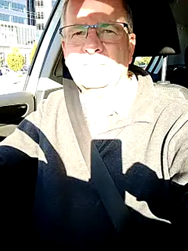 stiffandlubedxh online show from March 7, 2025, 7:19 am