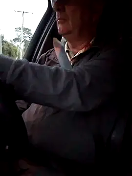 stiffandlubedxh online show from March 5, 2026, 8:05 pm