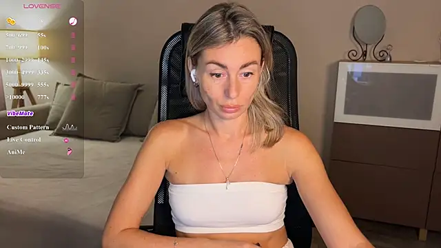 DannaEvan online show from July 18, 2026, 1:54 am