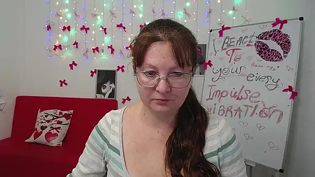 VanessaHotts online show from March 21, 2026, 6:07 am