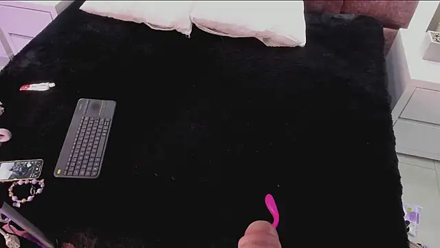 JulietaAlves online show from March 18, 2025, 10:57 am