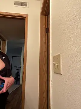 Snapshot of BustiBunny69 chatting on February 14, 2025, 2:12 pm BustiBunny69 online show from February 14, 2025, 2:12 pm