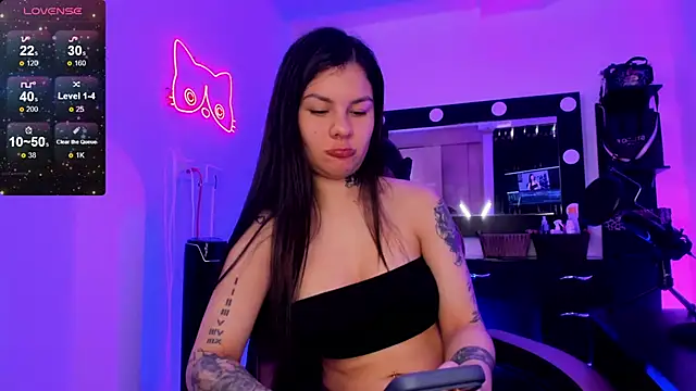miss kitty online show from June 26, 2026, 7:51 pm
