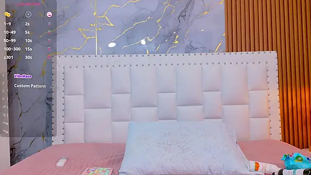 naughty ebonyy online show from September 19, 2025, 3:19 am