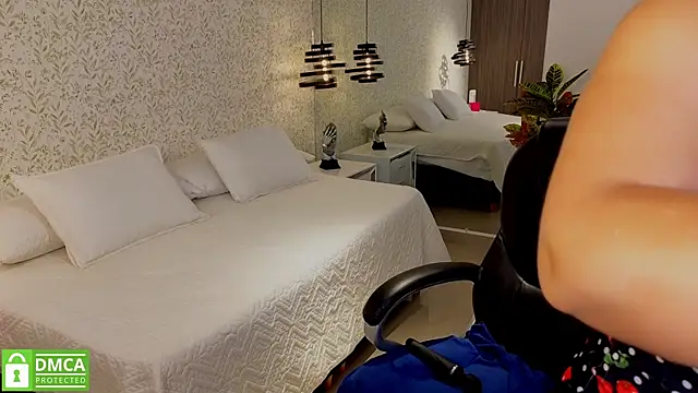 Snapshot of ELA_PS chatting on September 30, 2025, 12:10 pm ELA PS online show from September 30, 2025, 12:10 pm