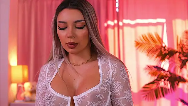 Snapshot of ArtTeasee chatting on March 19, 2025, 9:17 am ArtTeasee online show from March 19, 2025, 9:17 am