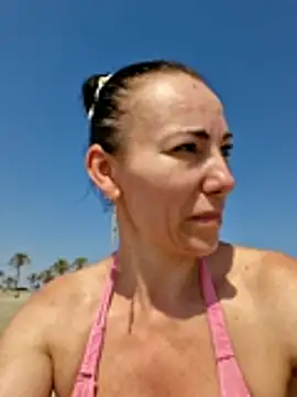 Snapshot of milflovelyxxx chatting on July 8, 2026, 8:52 am milflovelyxxx online show from July 8, 2026, 8:52 am