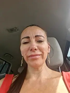 Snapshot of milflovelyxxx chatting on July 20, 2026, 8:50 am milflovelyxxx online show from July 20, 2026, 8:50 am