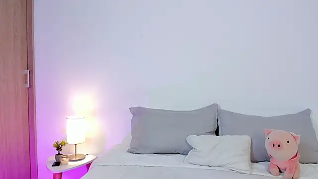 Snapshot of Kattycollinss1 chatting on November 20, 2025, 2:45 am Kattycollinss1 online show from November 20, 2025, 2:45 am