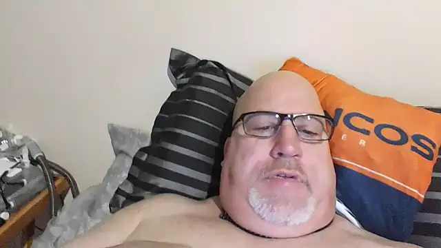 Bigbear0563 online show from March 3, 2025, 2:48 pm