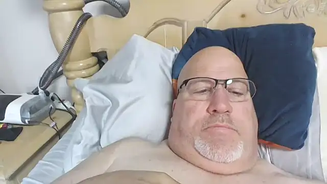 Bigbear0563 online show from March 8, 2026, 6:23 pm