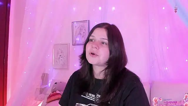 Snapshot of Mey_moon chatting on September 9, 2025, 3:06 am Mey moon online show from September 9, 2025, 3:06 am