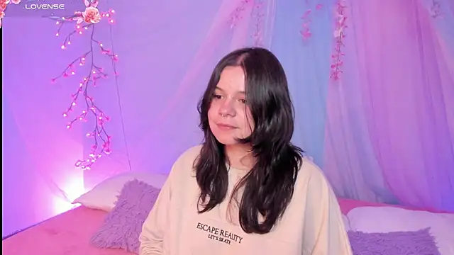 Mey moon online show from July 24, 2026, 1:58 am