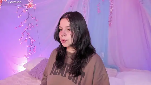 Mey moon online show from July 26, 2026, 9:11 pm