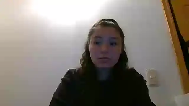 Snapshot of _andygirl chatting on December 13, 2024, 12:42 am andygirl online show from December 13, 2024, 12:42 am