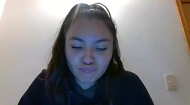 Snapshot of _andygirl chatting on February 27, 2025, 6:18 am andygirl online show from February 27, 2025, 6:18 am