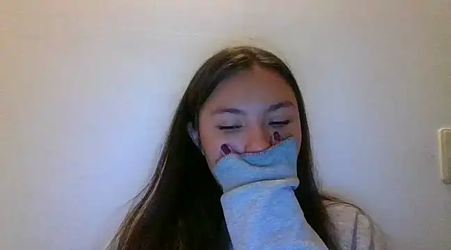 Snapshot of _andygirl chatting on March 14, 2025, 5:48 am andygirl online show from March 14, 2025, 5:48 am