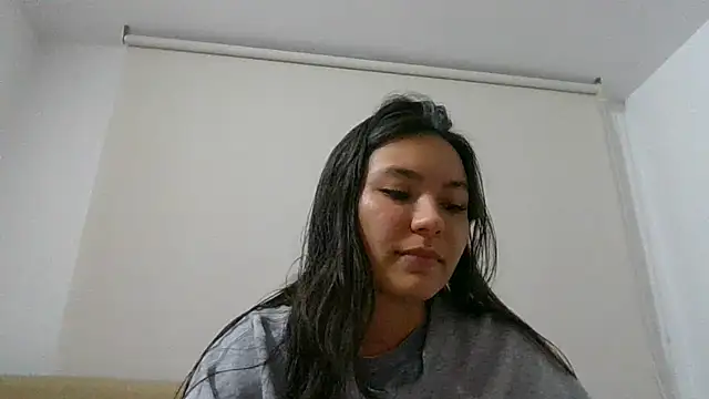  andygirl online show from March 25, 2026, 2:17 am