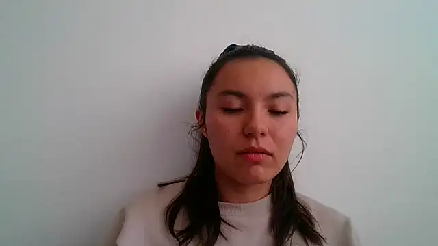  andygirl online show from April 30, 2026, 9:30 pm