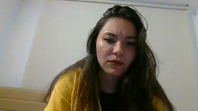 Snapshot of _andygirl chatting on May 6, 2026, 10:48 pm andygirl online show from May 6, 2026, 10:48 pm