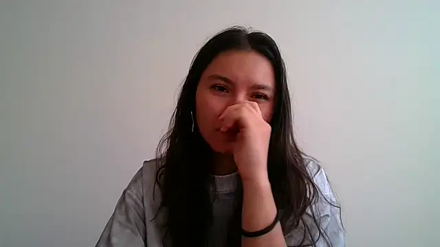 Snapshot of _andygirl chatting on May 13, 2026, 7:33 pm andygirl online show from May 13, 2026, 7:33 pm